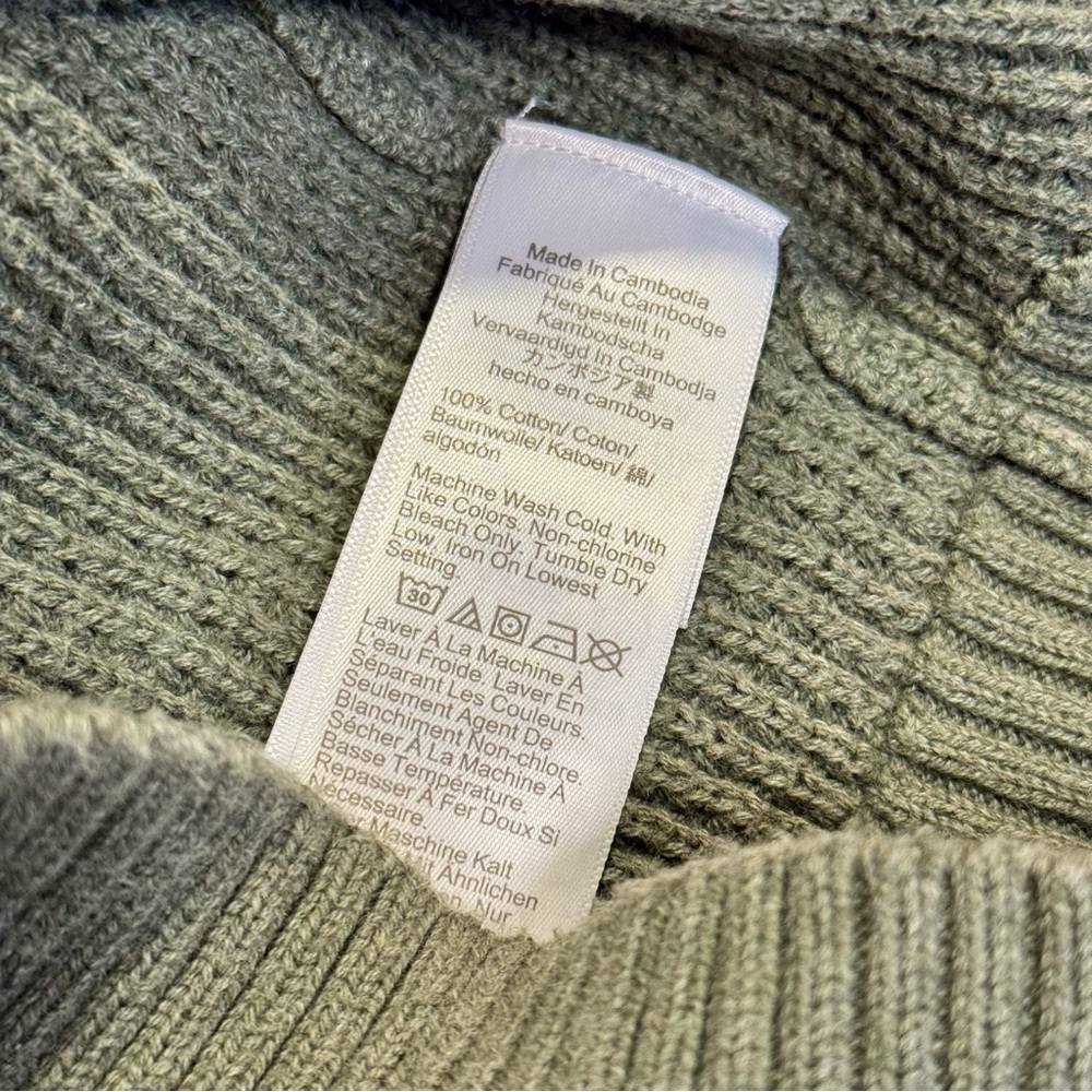 J.Crew men’s sweater (size xl) hunter green.  Pre-owned - Picture 15 of 15